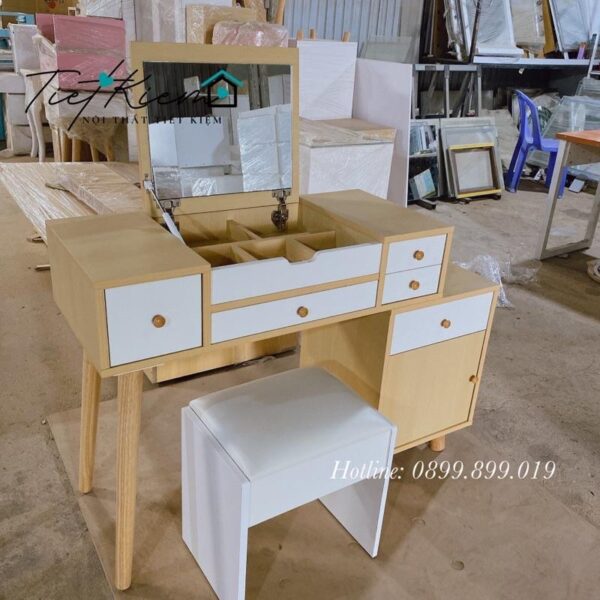 bàn trang điểm giấu gương nội thất tiết kiệm